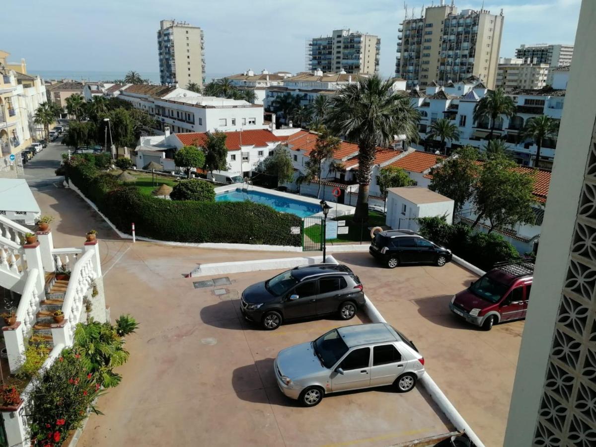 Апартаменти Apartamento En La Playa Con Piscina Бенальмадена Екстер'єр фото